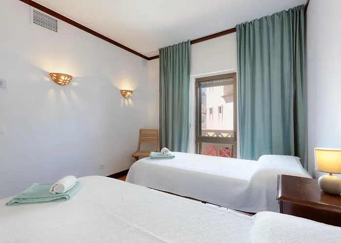 Beachtime - Oura 阿尔布费拉