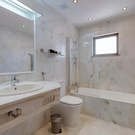 Beachtime - Oura 公寓 *